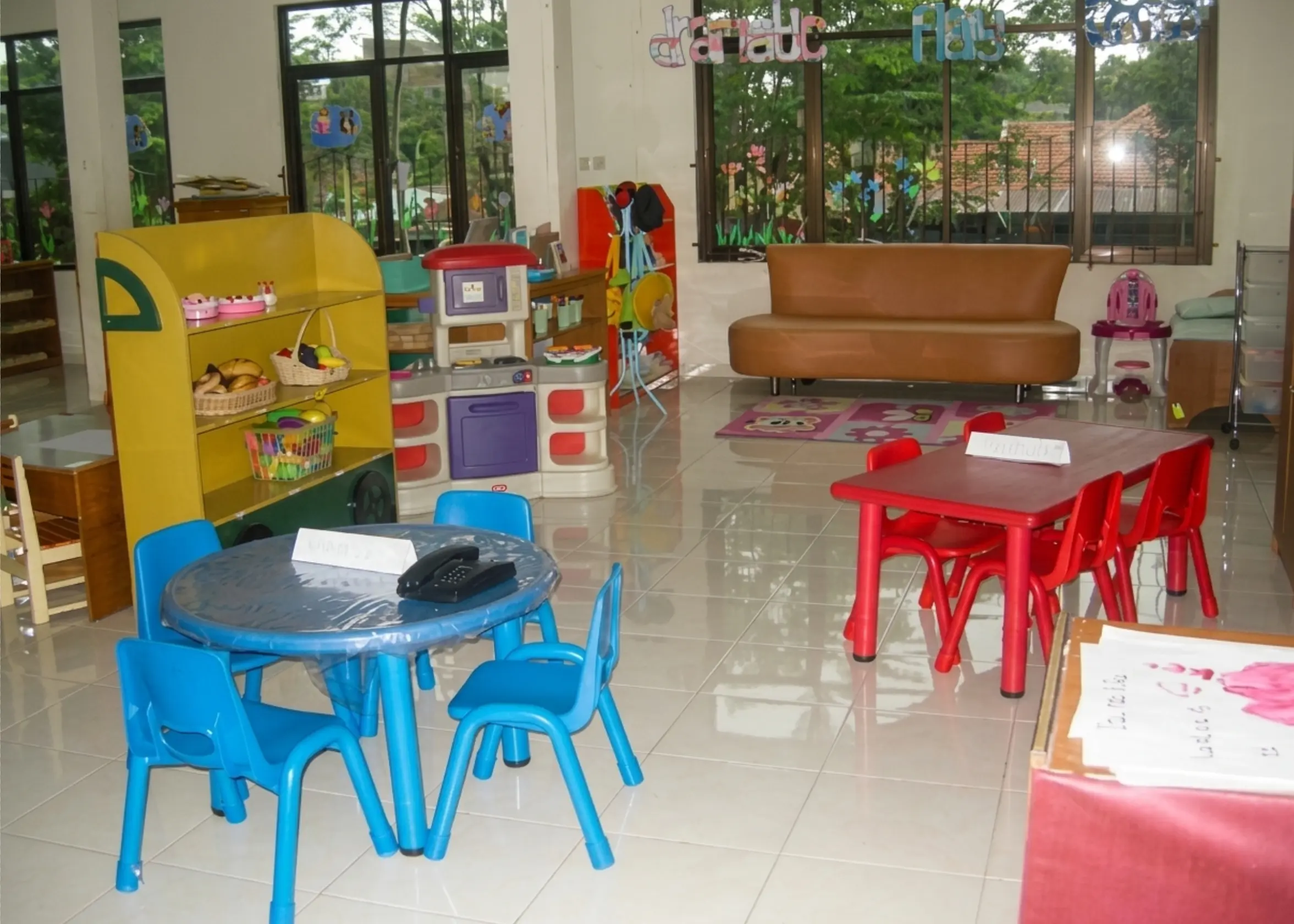 Standar Luas Ruang Kelas PAUD dan Jumlah Ideal Murid per Rombel (rombongan beajar). Berapa Jumlah Maksimal Murid per Kelas PAUD? Standar Luas Ruang Kelas PAUD dan Jumlah Ideal Murid per Rombel (rombongan beajar). Berapa Jumlah Maksimal Murid per Kelas PAUD?